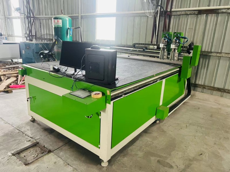 数控震动刀切割机，CAD图形切割机图2